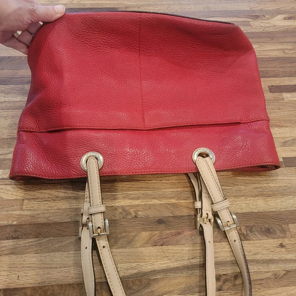 Michael Kors Bedford Tote in Red Pebbled Leather